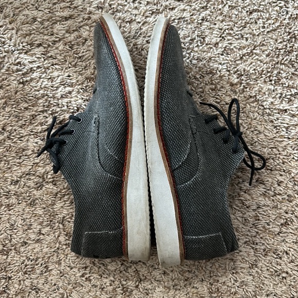 Toms Men’s Grey Dress Shoe Size 9 - Picture 3 of 5